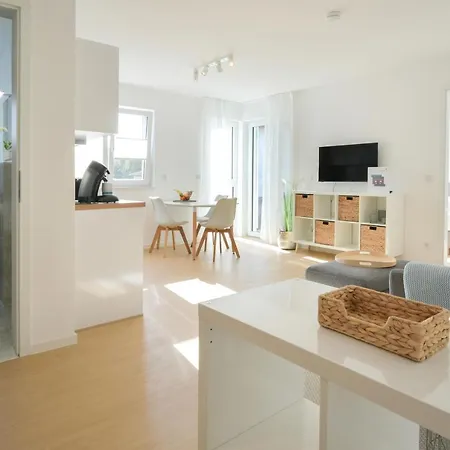 Charmantes 2-zi.-apartment Naehe S-bahn Apartamento *